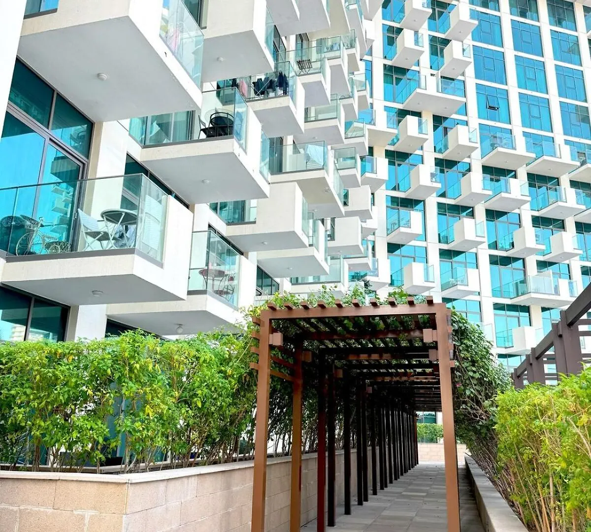Apartment Modern Studio 15Mins Away From World Trade Center Dubai United Arab Emirates